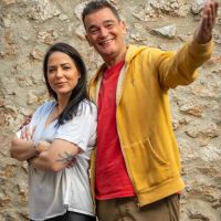 Η θεατρική κωμωδία «Check in για 2» με τους Κωνσταντίνο Καζάκο και Ιωάννα Πηλιχού έρχεται στην Πτολεμαΐδα