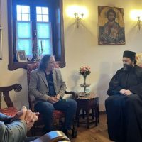 Επίσκεψη του Δημάρχου Σερβίων στη Μονή Ζάβορδας – Συζήτηση για προοπτικές ανάπτυξης και ανάδειξης της περιοχής