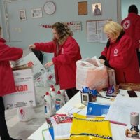 Δέματα αγάπης από το Περιφερειακό Τμήμα του Ελληνικού Ερυθρού Σταυρού Κοζάνης – Δείτε φωτογραφίες
