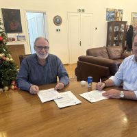 Υπογραφή σύμβασης για τη συντήρηση Κοιμητηρίων σε Κοινότητες του Δήμου Κοζάνης