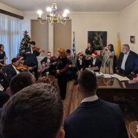 Χριστουγεννιάτικα κάλαντα και ευχές στο Δημαρχείο Εορδαίας