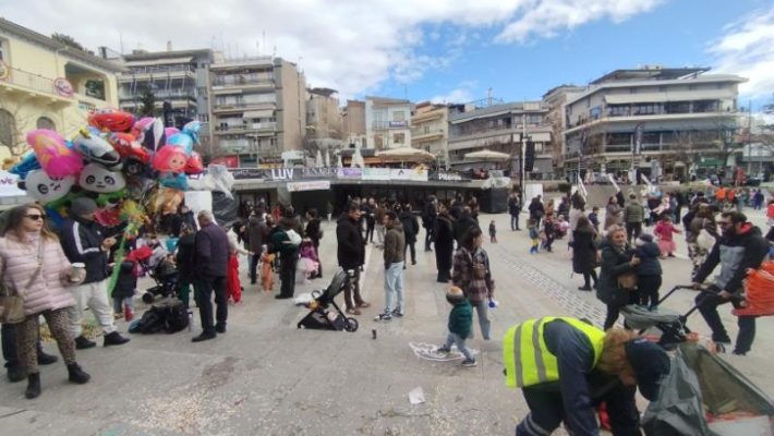 Αποκριές με συλλήψεις σε Κοζάνη και Πτολεμαΐδα: Στο νοσοκομείο ανήλικος από έκρηξη κροτίδας – Χειροπέδες και στους γονείς