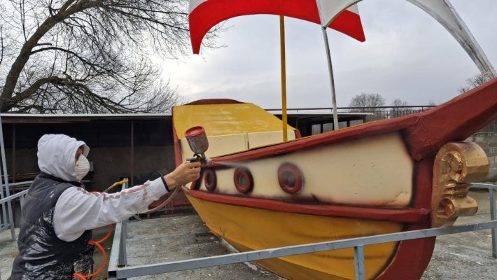 Κοζανίτικη Αποκριά 2026: Σε φουλ ρυθμούς οι προετοιμασίες για την παρέλαση της Μεγάλης Αποκριάς – Δείτε φωτογραφίες