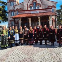 Το παραδοσιακό δρώμενο «Νύφες» πραγματοποιήθηκε την Καθαρά Δευτέρα από τον σύλλογο ‘Ο Αιμιλιανός’ στην Κοζάνη