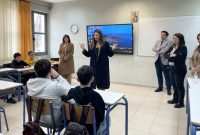 Επίσκεψη Υπουργού Παιδείας Σοφίας Ζαχαράκη στην Π.Ε. Καστοριάς