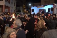 Βίντεο: Το άναμμα και το γλέντι του Φανού Λάκκος τ΄ Μάγγαν