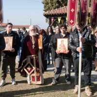 Με τη συμμετοχή πλήθους παιδιών η λιτάνευση των εικόνων την Κυριακή της Ορθοδοξίας στον Άγιο Διονύσιο Βελβεντού