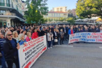 Πραγματοποιήθηκε το συλλαλητήριο στην Κοζάνη ενάντια στις απολύσεις και την απολιγνιτοποίηση