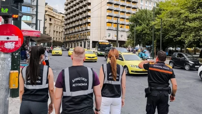 Αλλάζει η Δημοτική Αστυνομία και γίνεται… Τροχαία – Ποιες κλήσεις μπορεί να βεβαιώνει στους οδηγούς