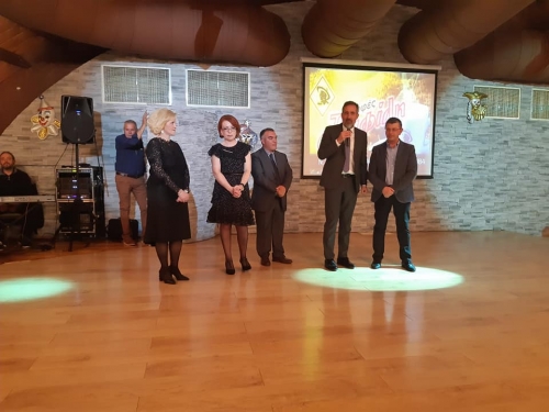 86970287 10221529269240905 5101311774775312384 n