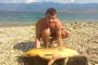 Γριβάδι 16 κιλών στη λίμνη Πολυφύτου από ερασιτέχνες ψαράδες - Δείτε βίντεο και φωτογραφίες
